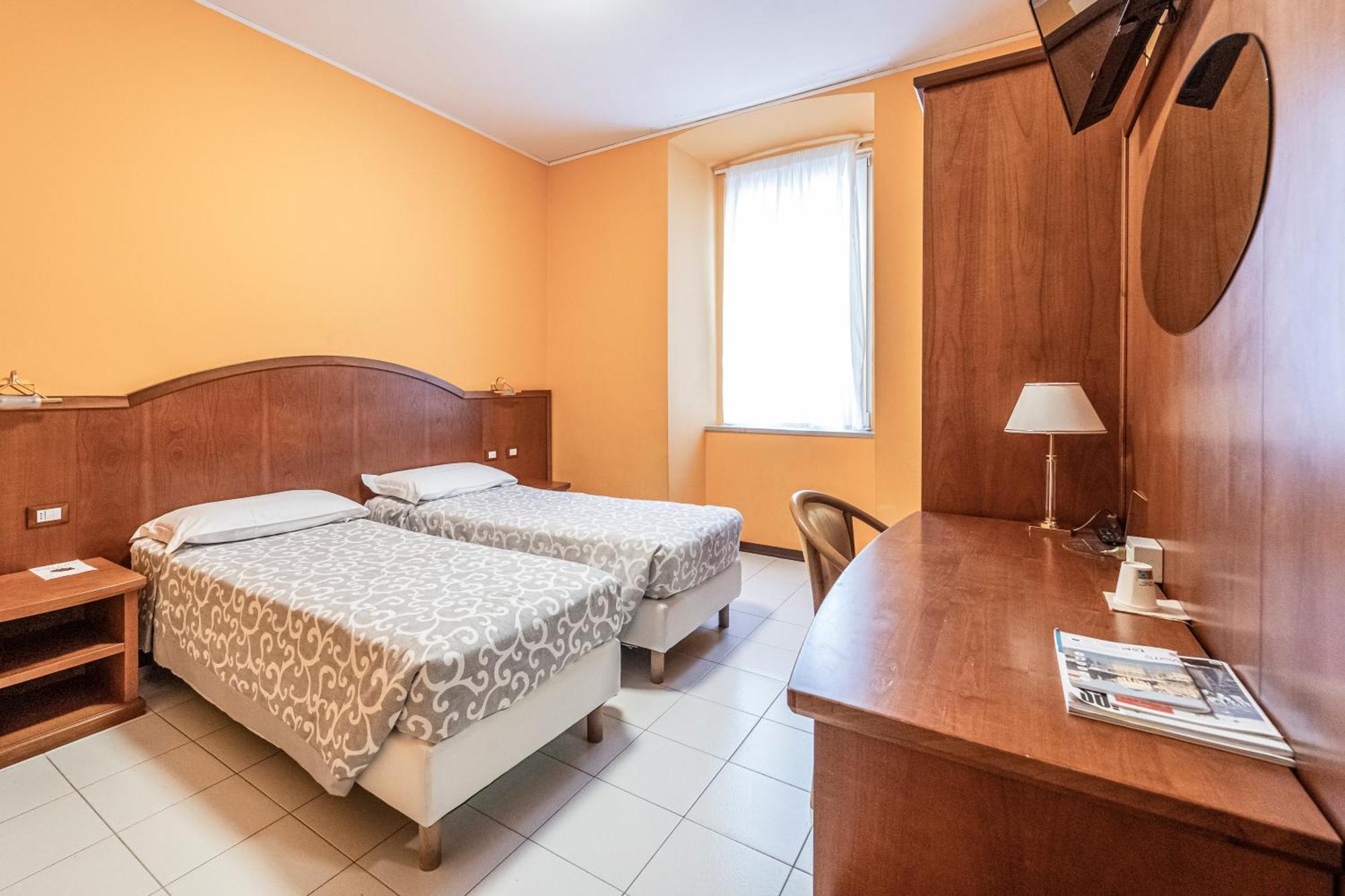 Hotel Italia Trieste Exterior foto
